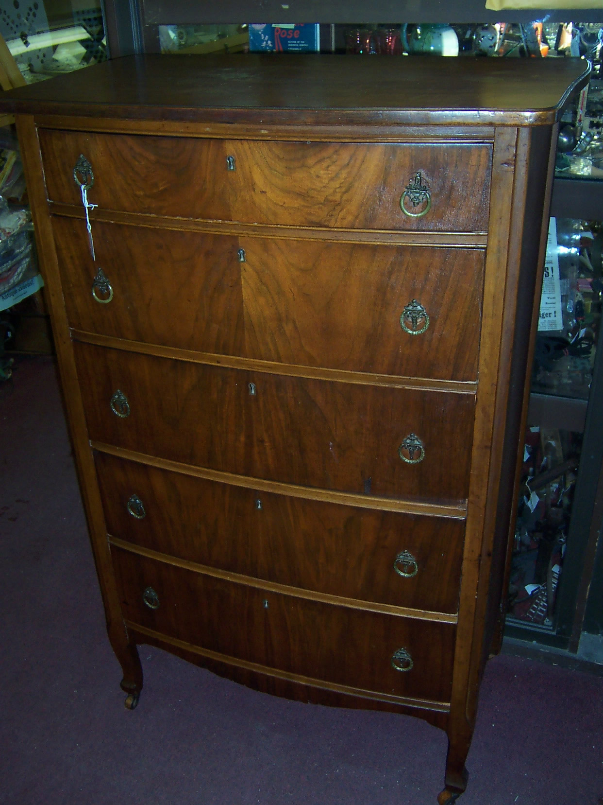 Dresser